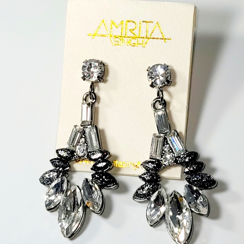 NWT-AMRITA SINGH-Baguette Cut Austrian Crystal-Art Deco Medium Chandelier Earrin